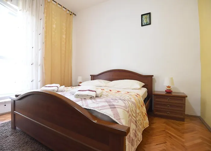 Apartmani Erna Apartman *