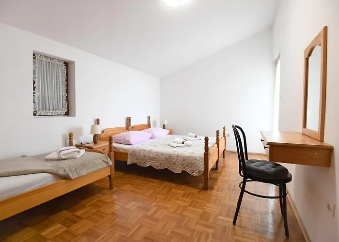 Apartmani Erna Apartman