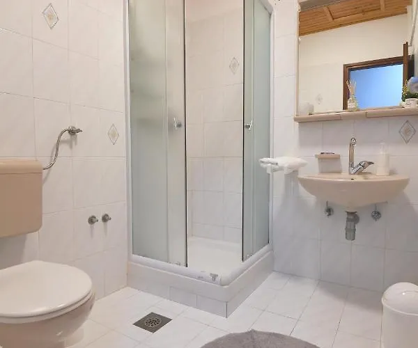 Apartmani Erna