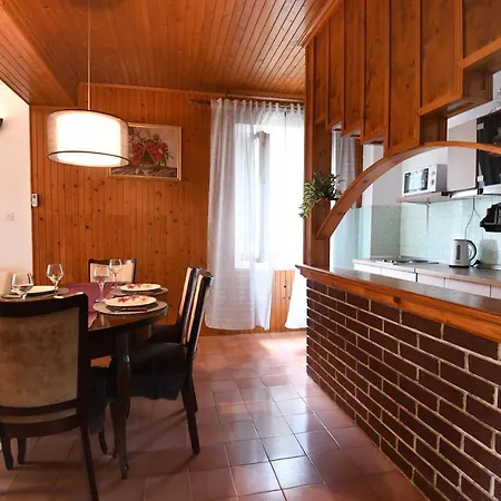 Apartmani Erna Apartman *