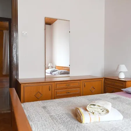 Apartmán Erna Pašman