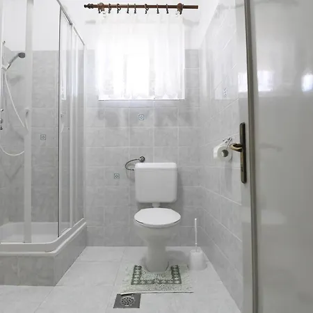 Apartmani Erna Pasman