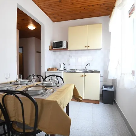 Apartmani Erna Apartman